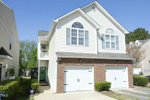 2133 Persimmon Ridge Dr, Raleigh, NC 27604