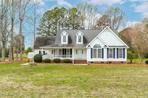 44 Loop Rd, Archer Lodge, NC 27527
