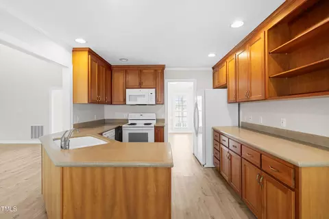 44 Loop Rd, Archer Lodge, NC 27527 photo 11