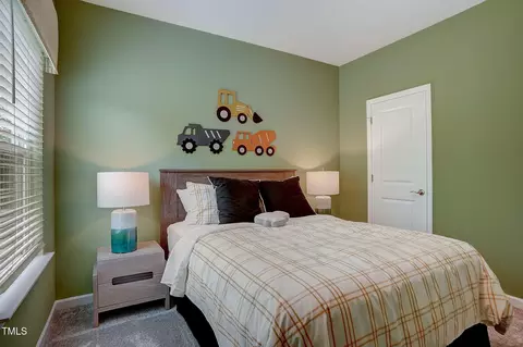 Bedroom - 160 Bruce Dr, Dunn, NC 28334 photo 3 of 7