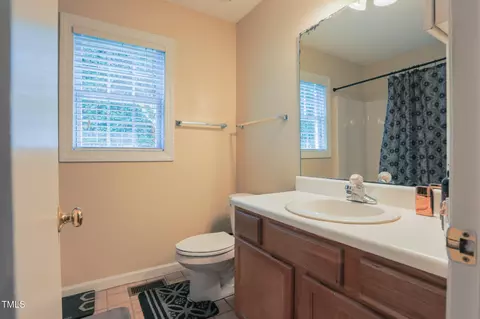 702 E Chatham St, Apex, NC 27502 photo 18
