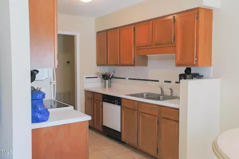 702 E Chatham St, Apex, NC 27502 photo 10