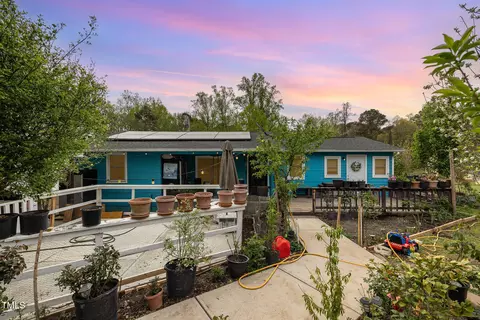 2801 Bethune Dr, Raleigh, NC 27603