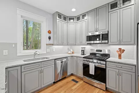 Kitchen - 10 Premier Ct, Durham, NC 27713 photo 5 of 5