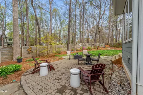 Exterior - 10 Premier Ct, Durham, NC 27713 photo 4 of 13