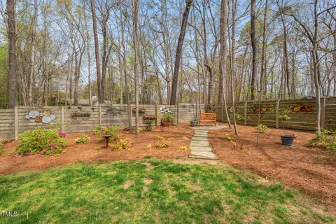 Exterior - 10 Premier Ct, Durham, NC 27713 photo 9 of 13