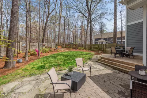 Exterior - 10 Premier Ct, Durham, NC 27713 photo 7 of 13
