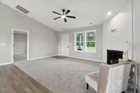 129 Grace Pond Ave, Benson, NC 27504 photo 12