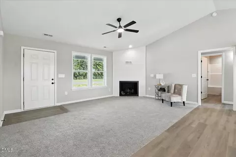 129 Grace Pond Ave, Benson, NC 27504 photo 10