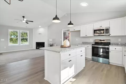 129 Grace Pond Ave, Benson, NC 27504 photo 18