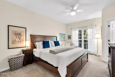 Bedroom - 4 Scottish Ln, Durham, NC 27707 photo 4 of 7