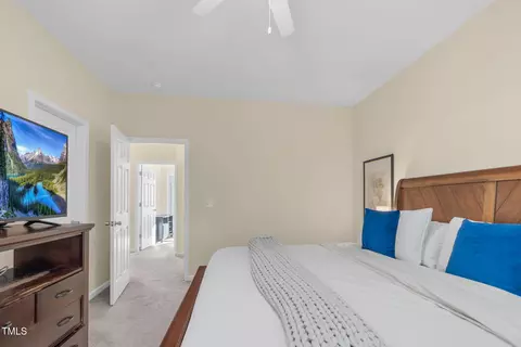 Bedroom - 4 Scottish Ln, Durham, NC 27707 photo 5 of 7