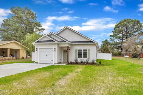 8 Nottingham Pl, Smithfield, NC 27577 photo 3