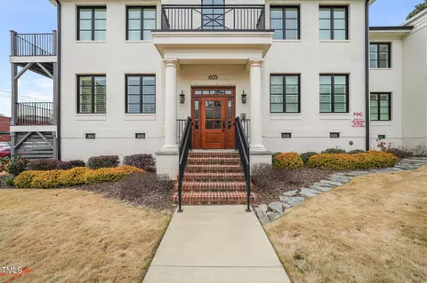 605 Smedes Pl #A, Raleigh, NC 27605