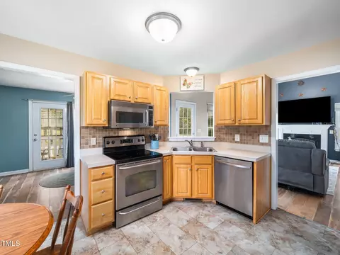 3690 Mabel Ln, Stem, NC 27581 photo 9