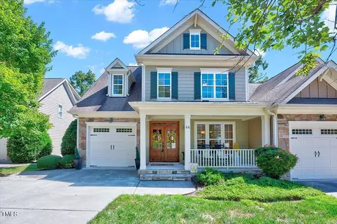 44 Grandwood Cir, Durham, NC 27712