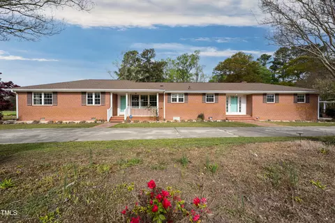 4212 Howard Rd, Autryville, NC 28318