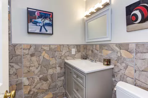 Bath - 125 Long Shadow Pl, Durham, NC 27713 photo 1 of 3