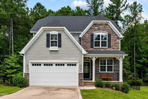 128 School Side Dr, Spring Lake, NC 28390 photo 1