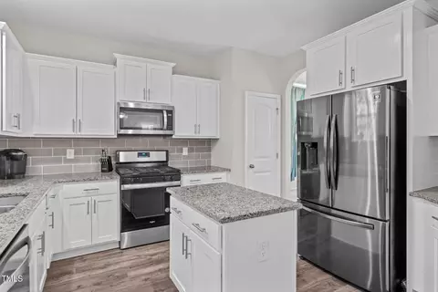 128 School Side Dr, Spring Lake, NC 28390 photo 7