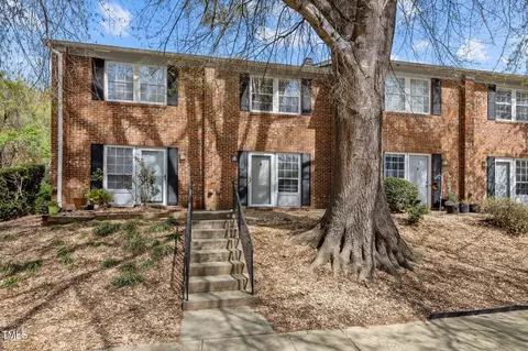 103 Friar Ln, Carrboro, NC 27510