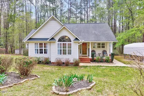 413 Correy Pl, Clayton, NC 27520