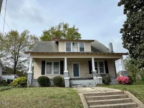 121 W Young Ave, Henderson, NC 27536