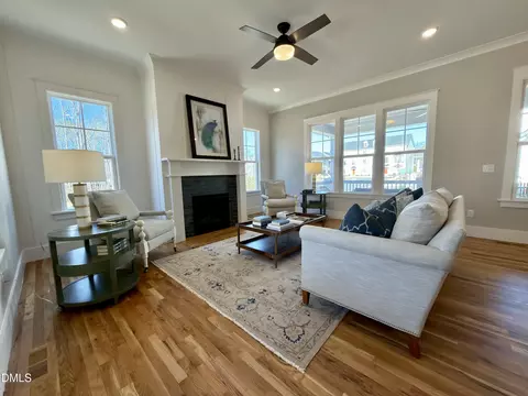818 St Charles St, Durham, NC 27713 photo 8