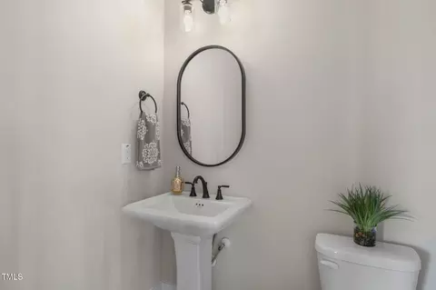 818 St Charles St, Durham, NC 27713 photo 28