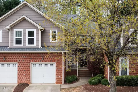 11011 Southwalk Ln, Raleigh, NC 27614