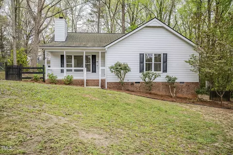 2400 Hemlock Cir, Clayton, NC 27520