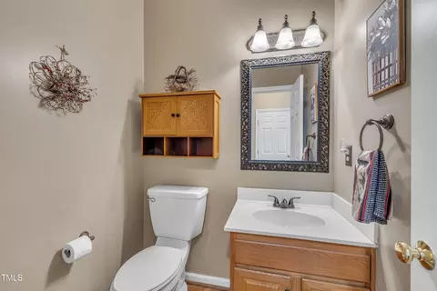 Bath - 2832 Steeple Run Dr, Wake Forest, NC 27587 photo 1 of 4