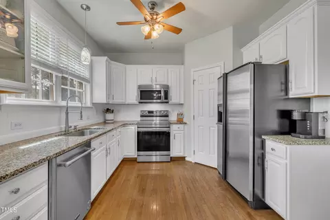 Kitchen - 2832 Steeple Run Dr, Wake Forest, NC 27587 photo 3 of 7