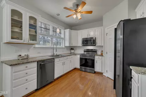 Kitchen - 2832 Steeple Run Dr, Wake Forest, NC 27587 photo 2 of 7