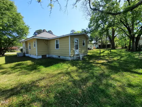Exterior - 1004 Fuller St, Smithfield, NC 27577 photo 5 of 5