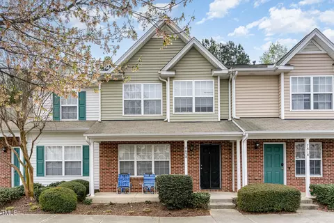 7820 Averette Field Dr, Raleigh, NC 27616