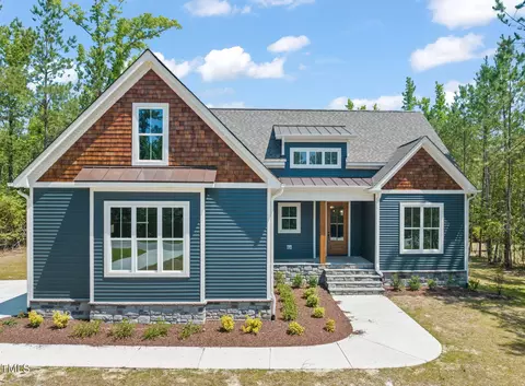 390 Pilot Ridge Rd, Zebulon, NC 27597
