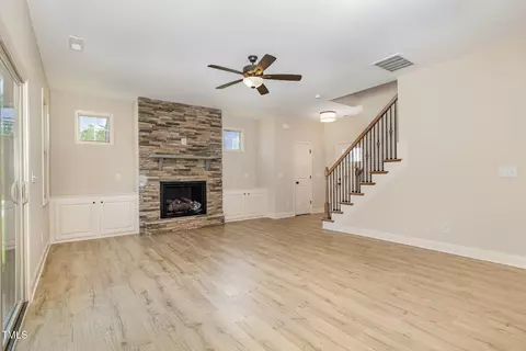 Living - 18 Bonnybrook Ct #( 9), Selma, NC 27576 photo 1 of 2