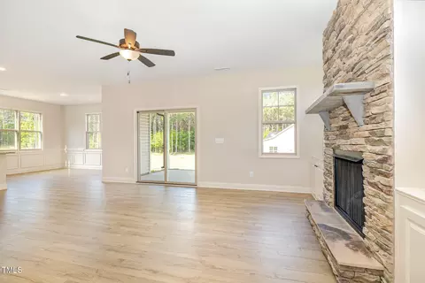 Living - 18 Bonnybrook Ct #( 9), Selma, NC 27576 photo 2 of 2