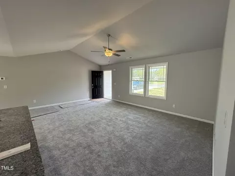 225 Phil Jack Rd, Dunn, NC 28334 photo 4
