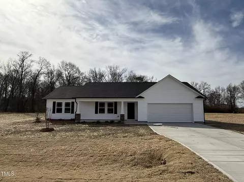 225 Phil Jack Rd, Dunn, NC 28334 photo 2