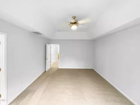 7 Moonbeam Ct, Durham, NC 27712 photo 9