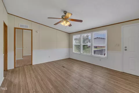 162 E Abbey Ct, Smithfield, NC 27577 photo 10