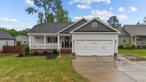 105 Jasper Creek Ct, Clayton, NC 27520