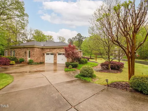 Exterior - 21 Kimberly Dr, Durham, NC 27707 photo 7 of 11