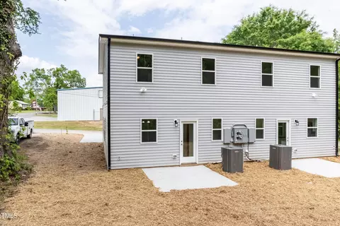 Exterior - 1057 E 1059 E Harnett St, Dunn, NC 28334 photo 16 of 24