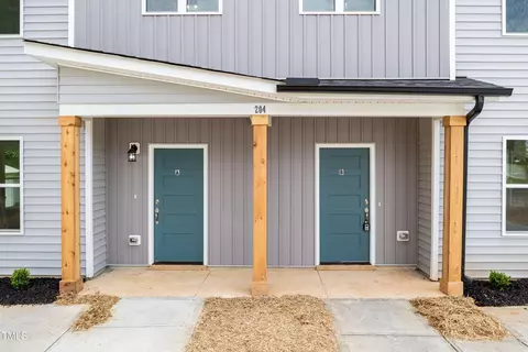 Exterior - 1057 E 1059 E Harnett St, Dunn, NC 28334 photo 6 of 24