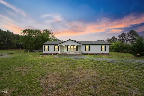 5883 S Plank Rd, Cameron, NC 28326