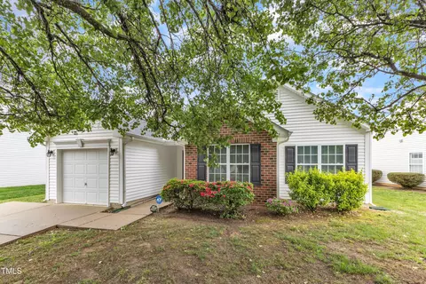 6308 Saybrooke Dr, Raleigh, NC 27604