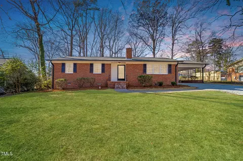 5013 Green Oak Dr, Durham, NC 27712